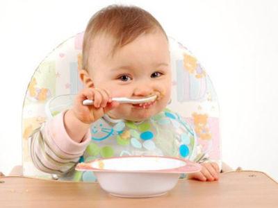 三周岁宝贝积食呕吐 宝宝受凉呕吐小妙方 调整宝宝积食的五个妙方