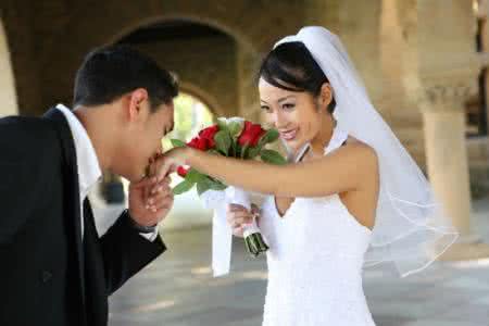 头婚女人嫁给二婚男人 女人希望嫁给什么样的男人?