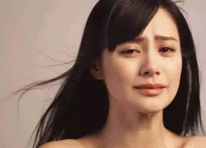 说爱我 假如我告诉你,有女人哭着求着说爱我你信吗?