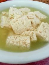 怎么煎豆腐不粘锅不碎 只要這個「步驟」，煮豆腐不再害怕碎成豆花！煮菜好多小技巧，只是你都不知道啊~  EZ生活分享