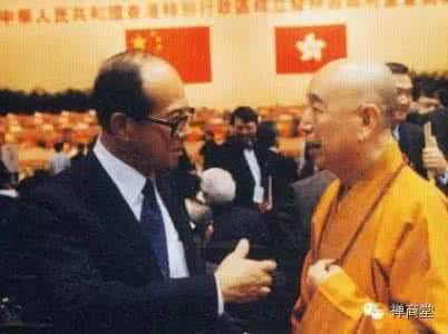 李嘉诚学佛 礼佛札记 李嘉诚：我是学佛的人越布施越有钱 礼佛札记