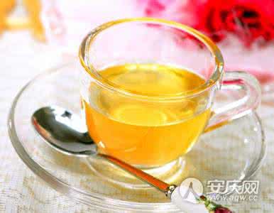 蜂蜜水什么时候喝好有什么功效 什么时候不能喝蜂蜜水