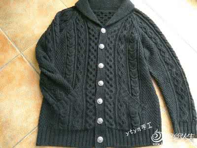 开衫青果领的织法图解 深灰色棒针绞花儿童青果领开衫、儿童编织服饰天地,90~110cm中童图案图解、快乐编织论坛