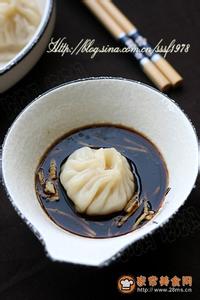 小笼汤包的做法视频 上海小笼汤包的做法