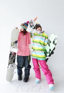 滑雪服专卖店 圣诞新年穿衣指南 20款活力滑雪服绝对抢镜