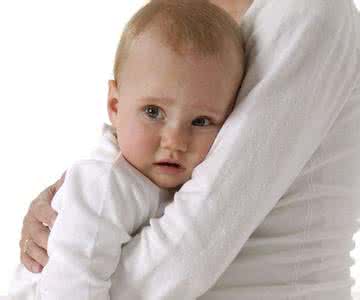 宝宝呕吐腹泻怎么办 宝宝呕吐腹泻怎么办 宝宝腹泻呕吐怎么办最好