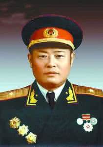 新四军军长 建国前解放军军衔：新四军军长军衔竟是最高