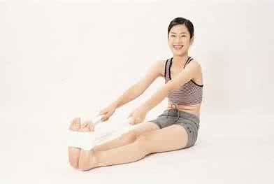 运动小腿抽筋的原因 如何预防小腿抽筋 如何预防运动腿抽筋