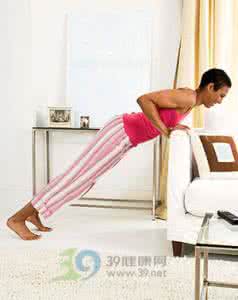 炒米减肥瘦身法十天 边看电视边减肥 懒MM喜欢的8大瘦身法