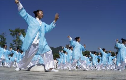 太极拳练习中的弊病及防治