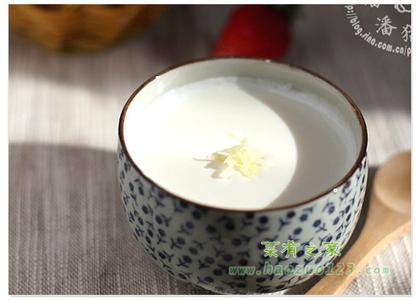 广东传统甜品 广东传统甜品:姜汁撞奶(零失败秘诀)