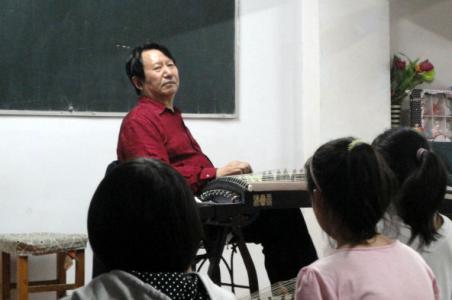 教师与老师的区别 老师与教师的区别在哪里