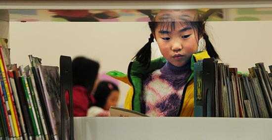 小学生五年级阅读理解 .美国五年级小学生在阅读什么