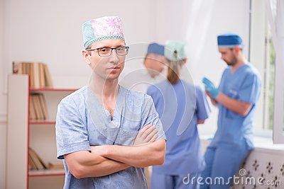 外科医生年度工作总结 2013年外科医生个人工作总结