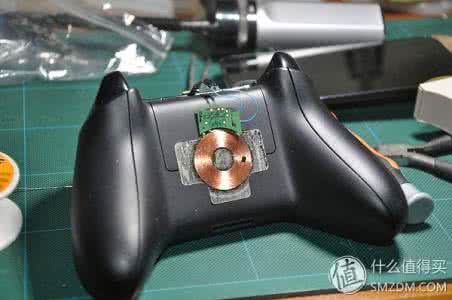 ps4无线手柄怎么充电 现代无线手柄怎么充电？