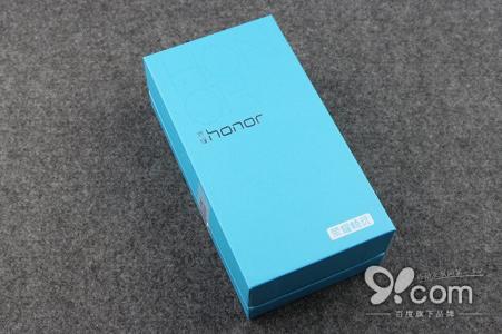 荣耀真八核畅玩版 八核64位超强CPU 荣耀畅玩4C售999元