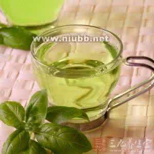 喝绿茶的功效与作用 喝绿茶的功效与作用 喝绿茶有什么作用