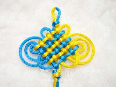 怎样做中国结视频教程 一步步教你,用面做一个中国结的花馍,秒看就学会!