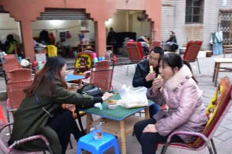 佛山网签排队 排队，也未必吃得上的佛山NO.1竹筒饭在哪里有得吃？即使走烂鞋垫都要去吃的店！