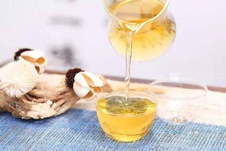 历久弥新 真正的婚姻如久泡的茶，历久而弥香