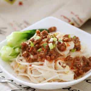 陕西油泼扯面 油泼肉臊子扯面