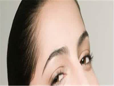 眉毛毛囊炎的症状 眉毛的各种症状反映身体状况