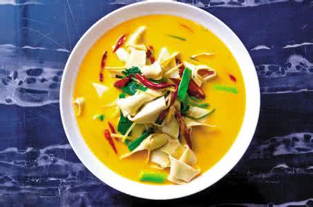 大厨神之三国饭店 饭店大厨,是咋让“千张”变得既柔软又嫩滑的?