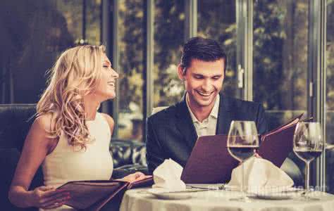 泡妞培训联系方式 相亲最有效率最经济的泡妞方式