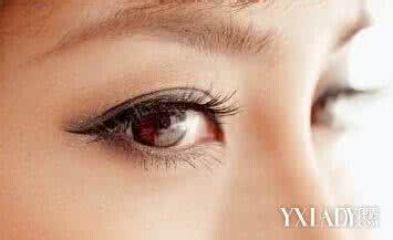 初学化妆怎样画眼线 画眼线 掌握画眼线技巧 化妆菜鸟瞬间变高手