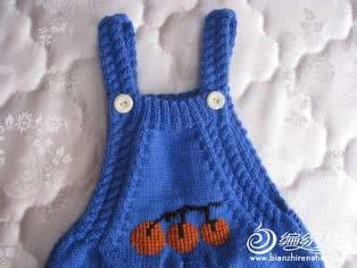 宝宝连体背带裤的织法 宝宝背带裤的织法教程