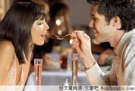 男人因浪漫而记住爱情 女孩们，记住：爱情不是万能的！