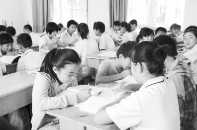 思品高效课堂论文 愉悦 融幽默于教学,构建初中思品愉悦课堂