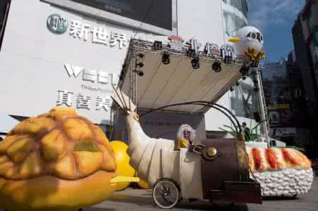 在家怎么削菠萝 菠萝不用上街买了，在家也能种出来