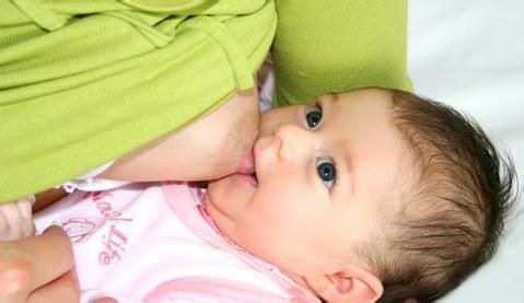 母乳喂养的正确方法 母乳喂养10个正确哺喂法