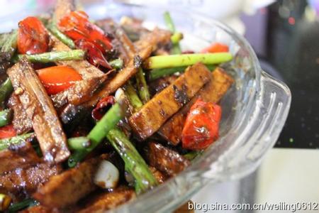 正宗麻辣香干零食做法 绝不外传的私房菜----辣炒香干做法,下饭必备家常菜!