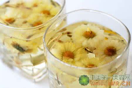 三分钟一道养生菜 三分钟一道养生菜 每天花三分钟做这些事轻松养生