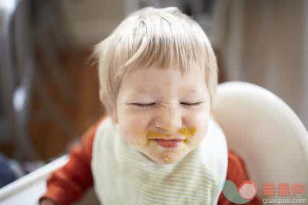 孩子生病不吃药怎么办 孩子生病不能大意，吃药时间大有讲究