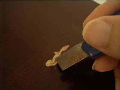 沥青路面坑洞修补 如何快速有效的修补实木家具上的坑洞？