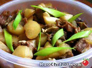 烧羊肉的家常做法 归地烧羊肉的做法