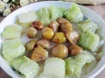 板栗白菜 鲜甜可口 板栗烧白菜-今日头条
