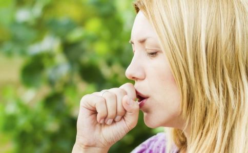 治疗久咳不愈绝招偏方 久咳不愈偏方 民间偏方 久咳不愈时不妨试试这偏方