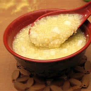 小米麦片粥的做法 小米麦片粥