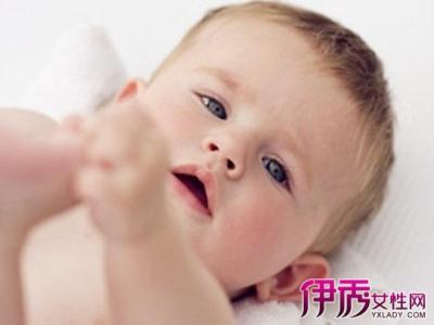 婴幼儿肺炎早期症状 婴幼儿肺炎早期症状 婴儿肺炎的早期症状有哪些