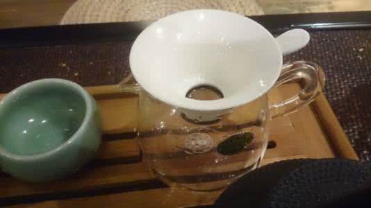 剩菜盖着还是敞开 泡茶的时候，盖子应该敞开还是盖着？