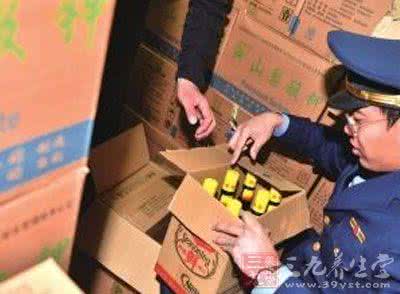 南戴河锦绣大地度假村 锦绣大地商户查出大量假调料