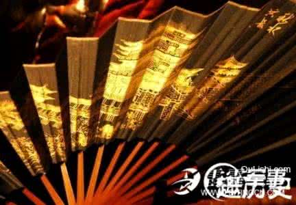 折扇历史 扇子的演变史 折扇竟然并非是中国人所发明的