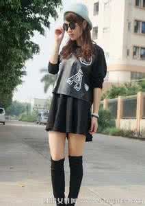 过膝小短裙 过膝袜 过膝袜搭高腰裤or短裙 日系风格甜美