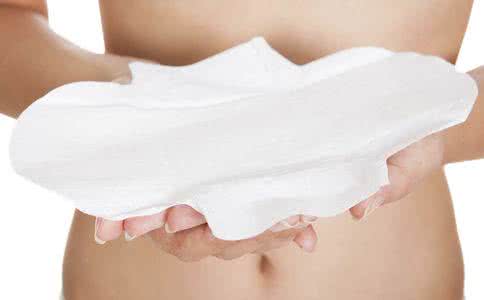 经期想自慰了 卫生巾 经期用多少卫生巾 经期使用卫生巾需要注意什么