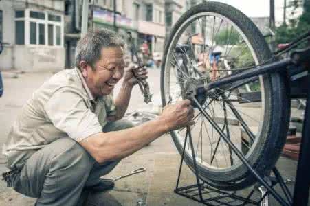 修车师傅建议买哪款车 【 汽车大师】修车师傅的吐槽|各大品牌汽车故障通病!