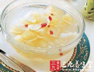润肺止咳雪梨汤的做法 银耳雪梨汤 4种做法润肺止咳清肠道